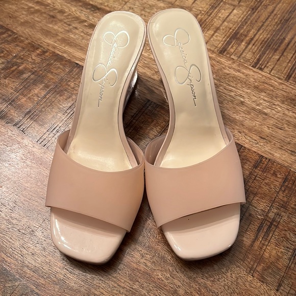 Jessica Simpson Shoes - JESSICA SIMPSON SIZE 8
